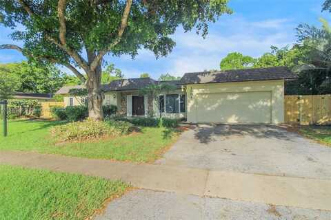 1531 SW 67th Ter, Plantation, FL 33317