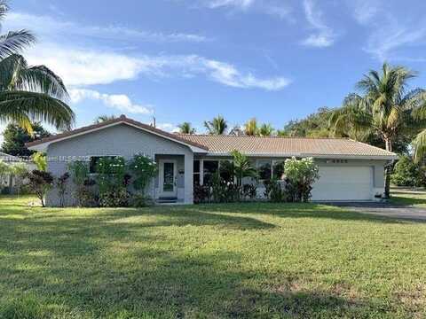 4888 NW 8th Ct, Plantation, FL 33317