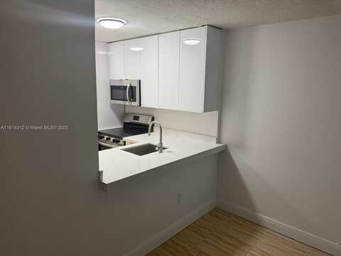 496 NW 165th St Rd, Miami, FL 33169