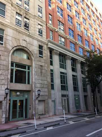 111 E Flagler St, Miami, FL 33131