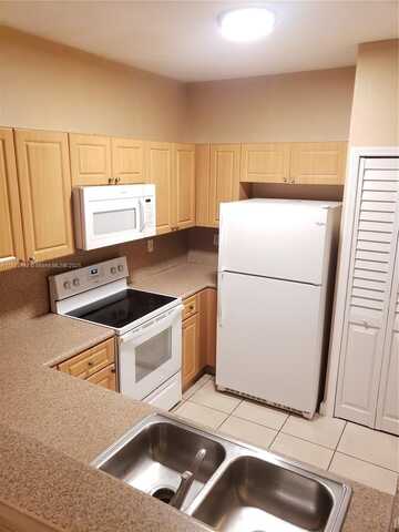 2903 SE 17th Ave, Homestead, FL 33035