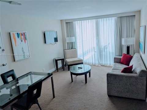 2670 E Sunrise Blvd, Fort Lauderdale, FL 33304