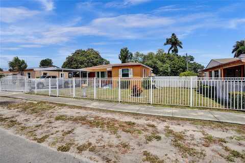 1441 NW 90th St, Miami, FL 33147