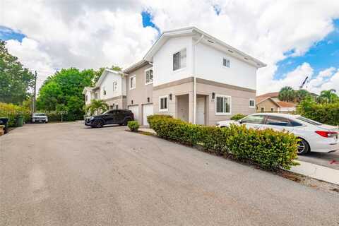 811 NW 3rd Ave, Fort Lauderdale, FL 33311