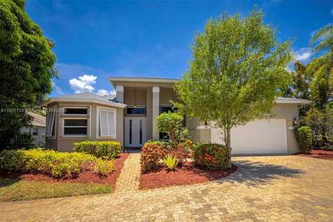 58 Lake Eden Dr, Boynton Beach, FL 33435