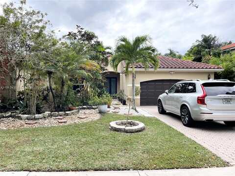 523 Stonemont Dr, Weston, FL 33326