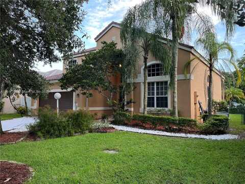 6710 NW 81st Ct, Parkland, FL 33067