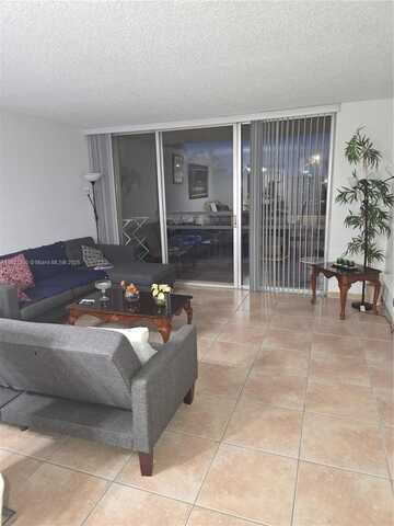 10425 SW 112th Ave, Miami, FL 33176