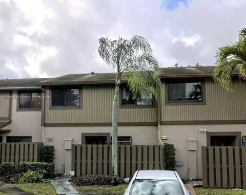 4953 NW 82nd Ave, Lauderhill, FL 33351