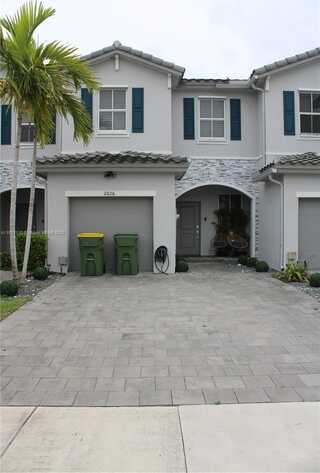 2606 SE 13th St, Homestead, FL 33035