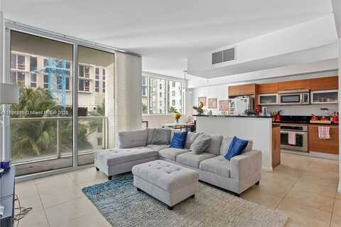 253 NE 2nd St, Miami, FL 33132