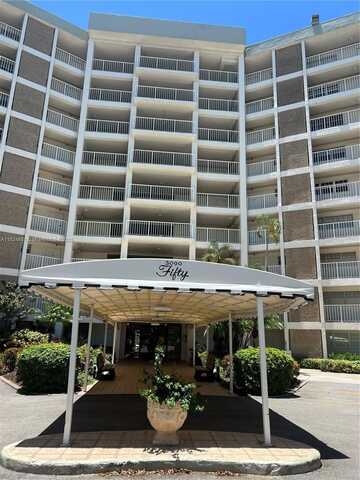 3090 N Course Dr, Pompano Beach, FL 33069