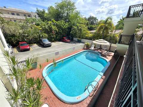1600 S Le Jeune Rd, Coral Gables, FL 33134