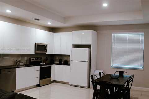 674 Windermere Dr, Lehigh Acres, FL 33972