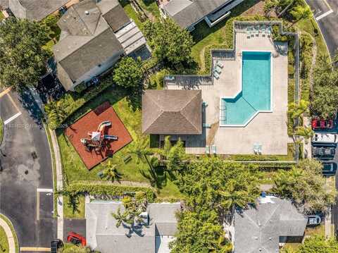 20709 NW 1st St, Pembroke Pines, FL 33029