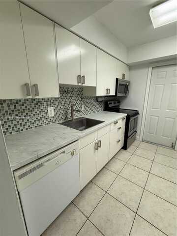 9971 W Bay Harbor Dr, Bay Harbor Islands, FL 33154