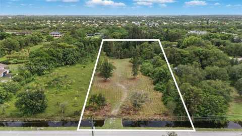 14020 Mustang Trl, Southwest Ranches, FL 33330