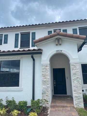 24654 SW 118th Pl, Homestead, FL 33032