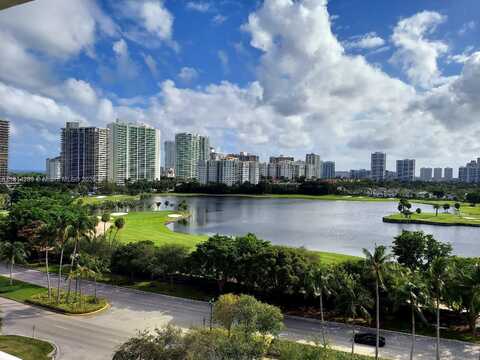 3625 N Country Club Dr, Aventura, FL 33180