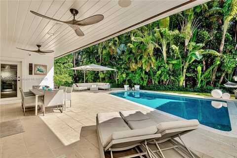 375 Harbor Ct, Key Biscayne, FL 33149