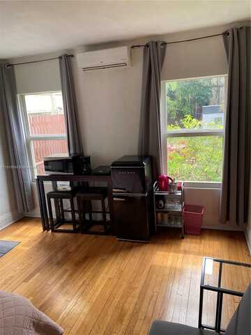 1710 Michigan Ave, Miami Beach, FL 33139