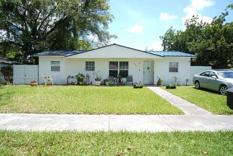9964 SW 154th St, Miami, FL 33157