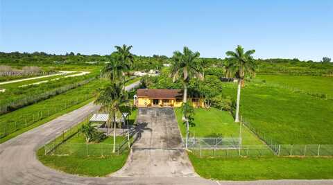 undefined, Miami, FL 33196
