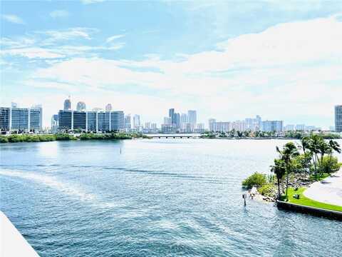 3300 NE 188th St, Aventura, FL 33180