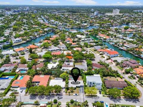 12480 Keystone Island Dr, North Miami, FL 33181
