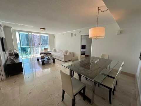 31 SE 5th St, Miami, FL 33131