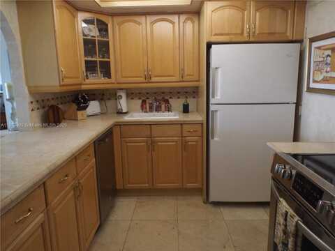 500 Three Islands Blvd, Hallandale Beach, FL 33009