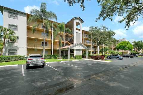 1300 SW 125th Ave, Pembroke Pines, FL 33027