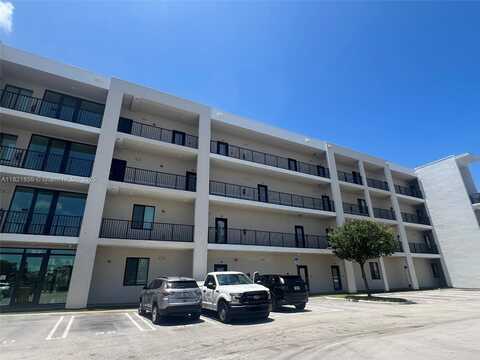 4636 NW 84th Ave, Doral, FL 33166