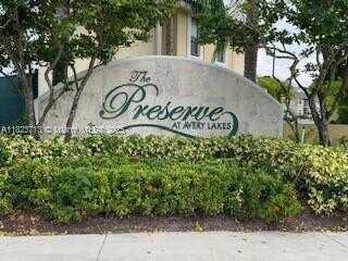 4017 NW 87th Ave, Sunrise, FL 33351