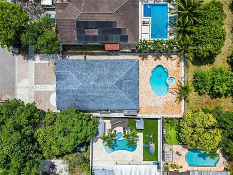 15519 SW 182nd Ln, Miami, FL 33187