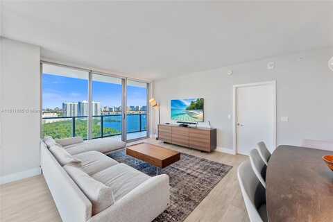 16385 NE Biscayne Blvd, North Miami Beach, FL 33160