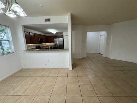 8620 NW 97th Ave, Doral, FL 33178