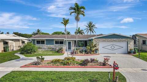 11520 NW 23rd St, Pembroke Pines, FL 33026