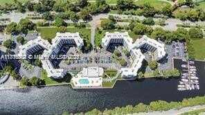 3475 N Country Club Dr, Aventura, FL 33180