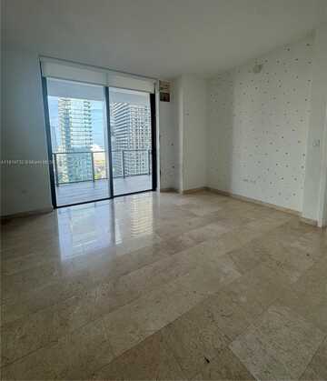 88 SW 7th St, Miami, FL 33130