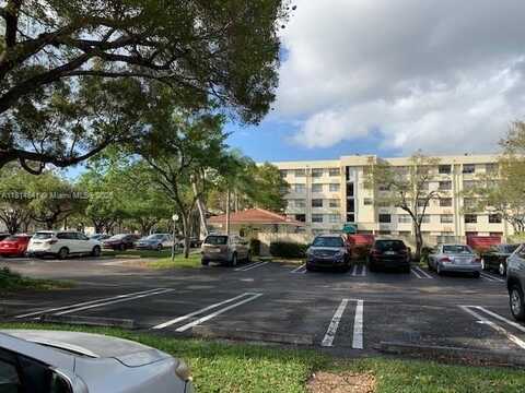 2401 Riverside Dr, Coral Springs, FL 33065
