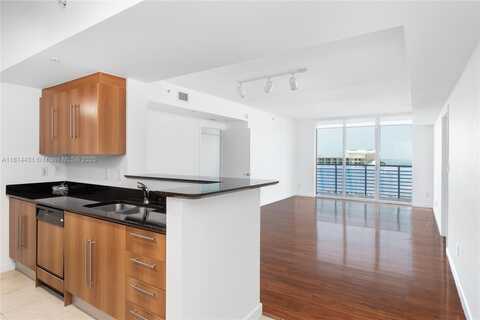 335 S Biscayne Blvd, Miami, FL 33131