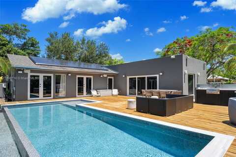 5943 SW 62nd St, South Miami, FL 33143