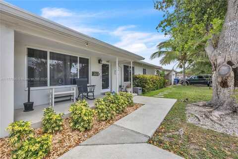 2631 NE 19th St, Pompano Beach, FL 33062