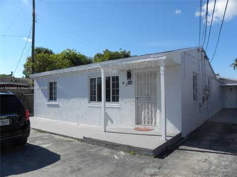 214 NW 49th Ave, Miami, FL 33126