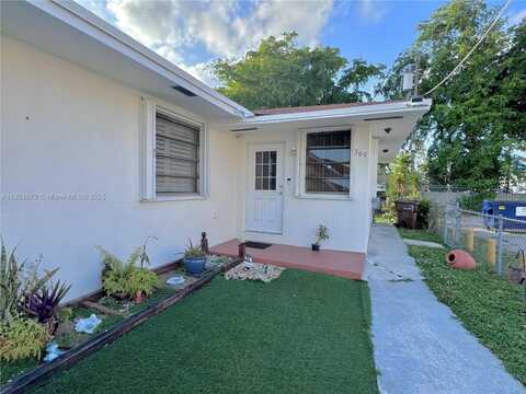 369 E 20th St, Hialeah, FL 33010