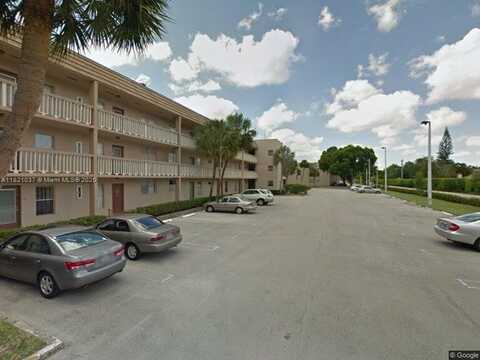 5841 NW 61st Ave, Tamarac, FL 33319