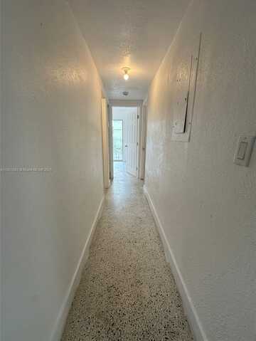 921 SW 7th St, Miami, FL 33130