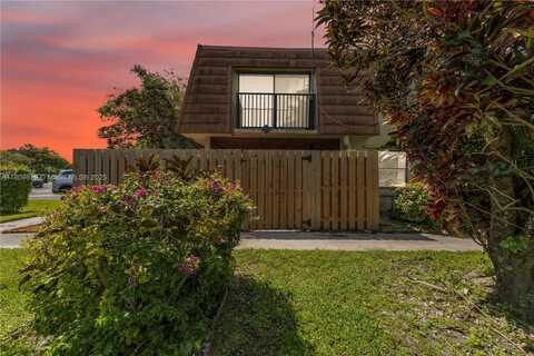 4845 NW 95th Ave, Sunrise, FL 33351