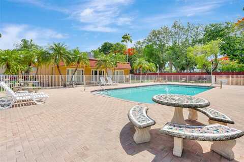 9972 SW 88th St, Miami, FL 33176